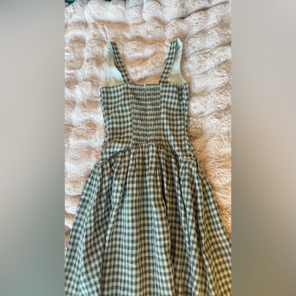 Reformation Roslyn Linen Dress in Cactus. Brand new without tags, never worn. - Picture 5 of 16